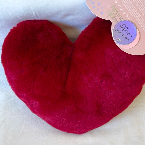 Snuggle Buddy Heat & Hug Super Soft Australia Dark Red Heart Pillow - Picture 7 of 16